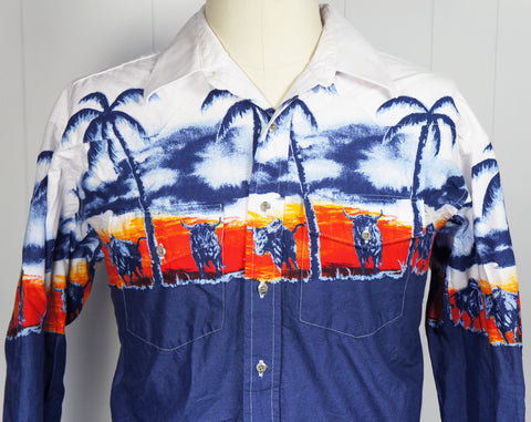 Button Up Western Shirt w/ Longhorn Steer & Palm Trees - Size L